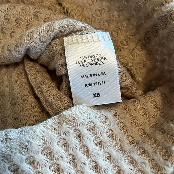 LNA Lace Up Top - Picture 4 of 5